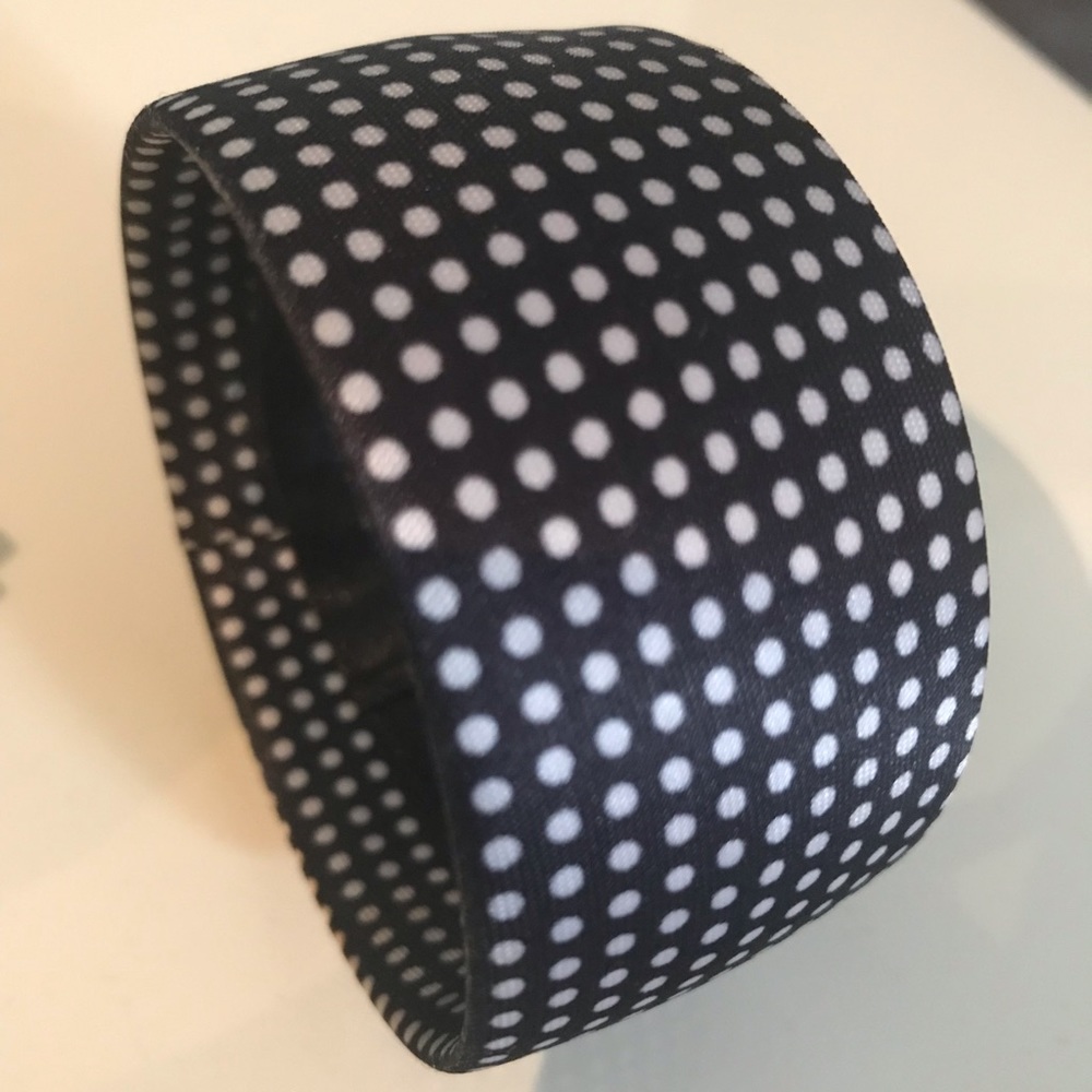 ⭐️3/$20⭐️Large one size bracelet